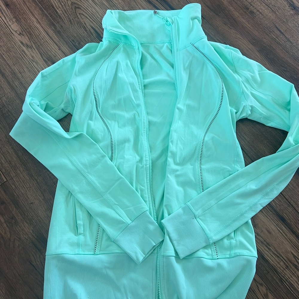 Lululemon Athletica Mint Sweatshirt